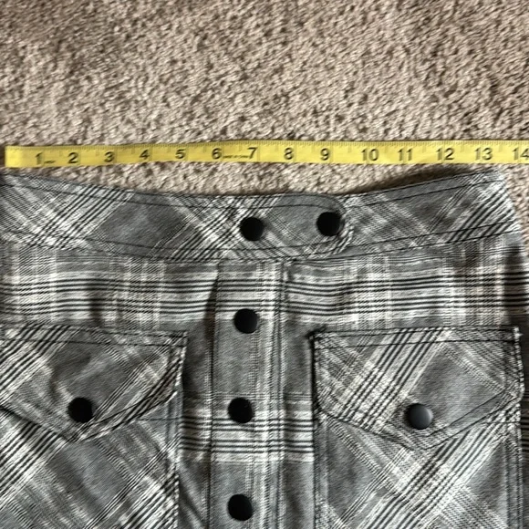 Urban Outfitters Plaid Mini Skirt with Buttons Womens medium Grey White Black - Picture 4 of 7